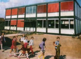 Auf dem Weg zum neuen Schulgebäude